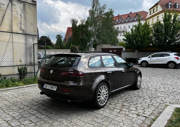 Alfa Romeo 159 cena 18000 przebieg: 263773, rok produkcji 2007 z Wrocław małe 172